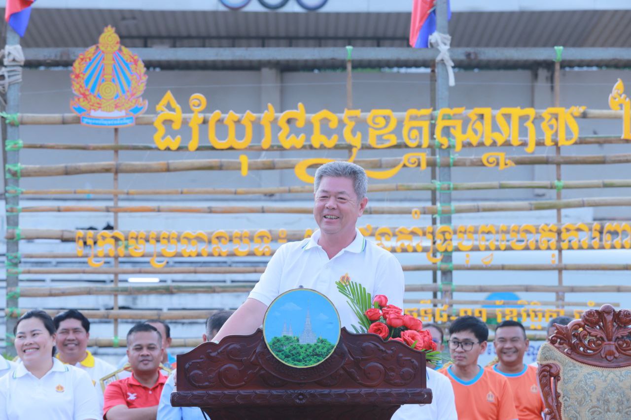 ឯកឧត្ដម គួច ចំរើន អភិបាលខេត្តកណ្ដាល៖ ក្មួយៗត្រូវ “មិនស្ងៀម” ក្នុងការខិតខំរៀនសូត្រ “មិនស្ងៀម” ក្នុងការអភិវឌ្ឍខ្លួនឯង “មិនស្ងៀម” ក្នុងការចូលរួម អភិវឌ្ឍសង្គមជាតិឱ្យបានរឹងមាំ